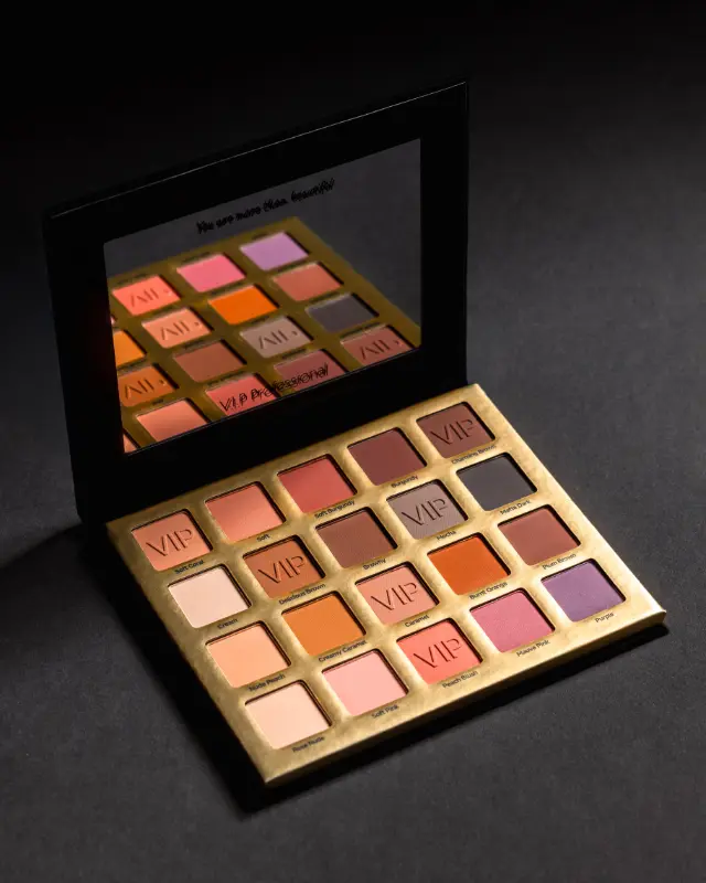 Matte Palette 20 Colors Vip Professional